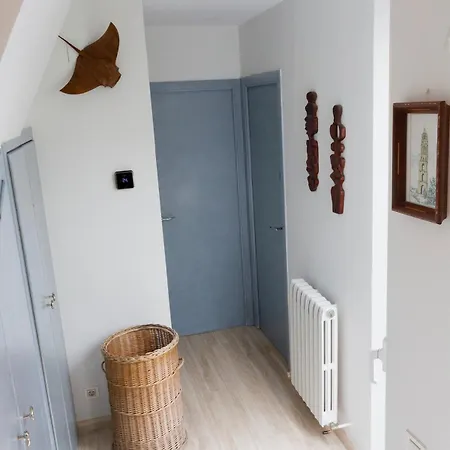 Сasa de vacaciones Stunning Sea Views Over Marina With Swimming Pool *