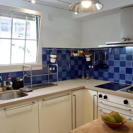 Сasa de vacaciones Stunning Sea Views Over Marina With Swimming Pool Sitges